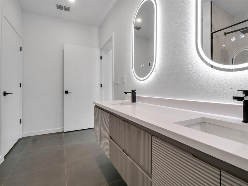 Furnished interior view inside a new home in , St. Petersburg (Image 8).