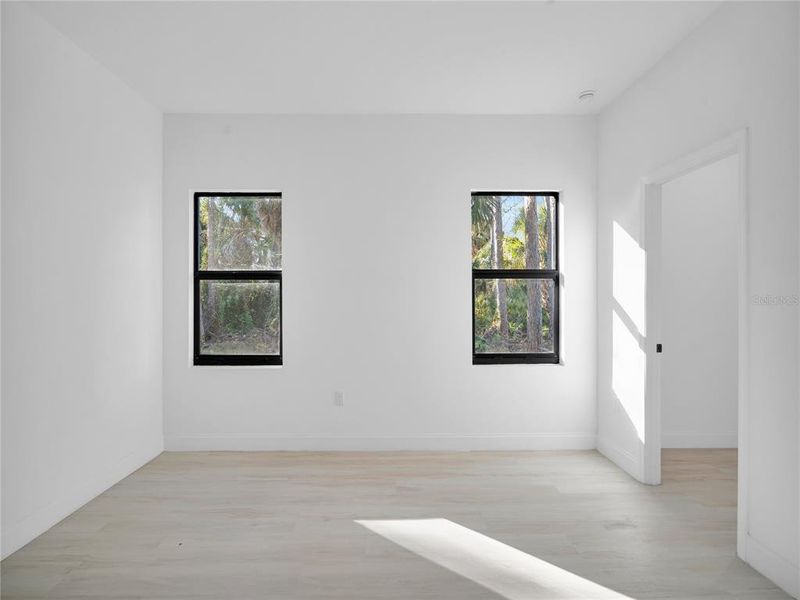 Spacious, unfurnished interior of a new home in , North Port (Image 28).