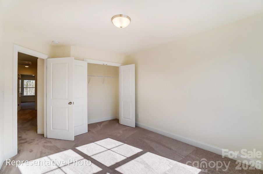 Spacious, unfurnished interior of a new home in Harrisburg Village, Harrisburg (Image 15).