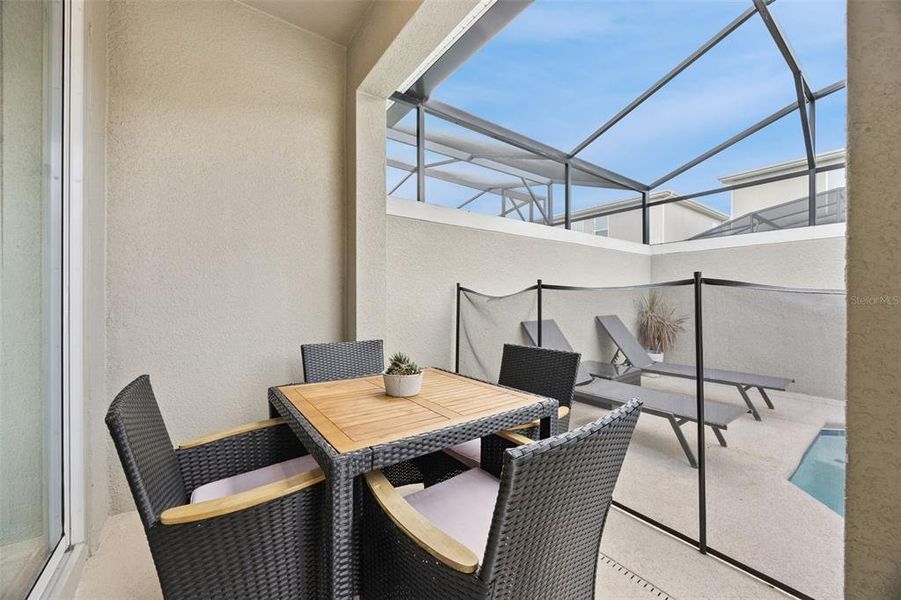 Furnished interior view inside a new home in , Kissimmee (Image 5).