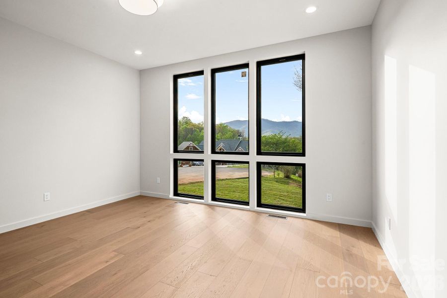 Spacious, unfurnished interior of a new home in , Candler (Image 24).