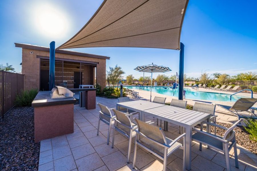 Community amenities in La Mira, Mesa (Image 25).