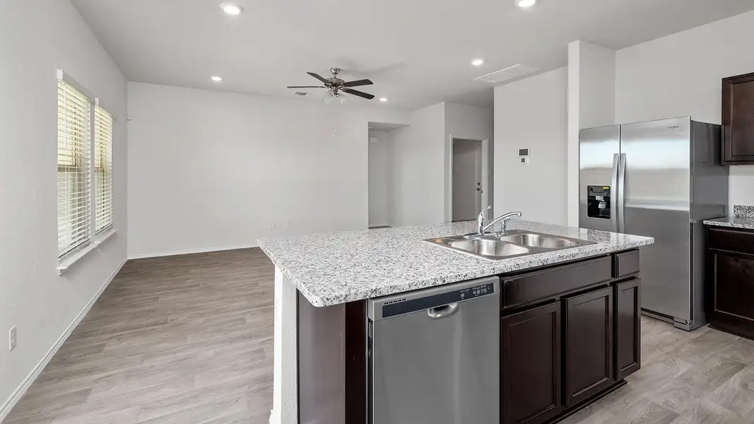 Furnished interior view inside a new home in Willow Glenn, Temple (Image 4).