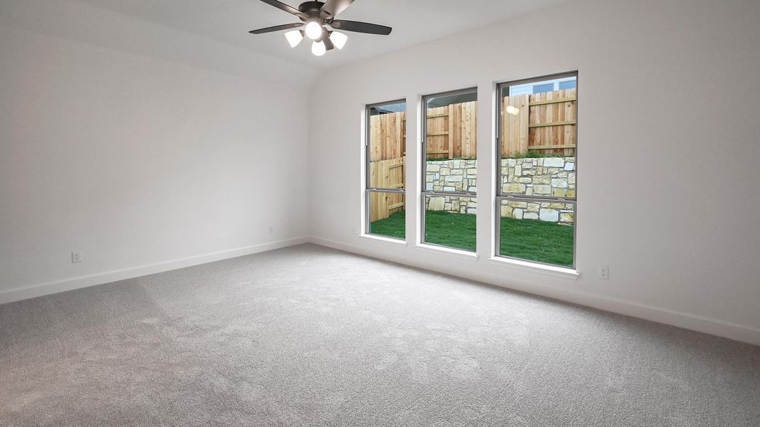 Spacious, unfurnished interior of a new home in Crosswinds, Kyle (Image 13).