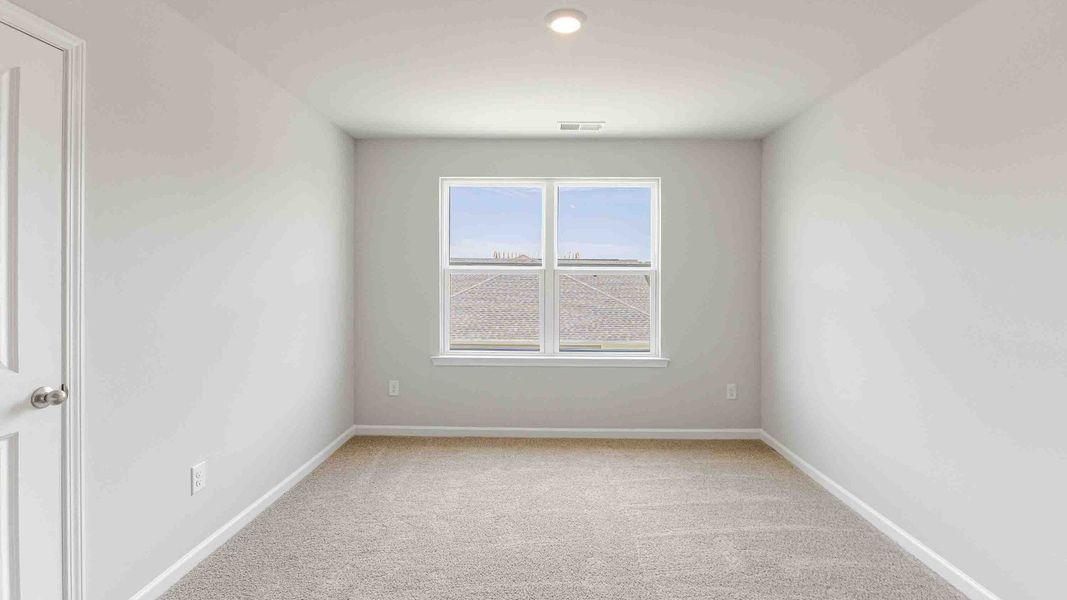 Spacious, unfurnished interior of a new home in Bella Point, Bolivia (Image 26).