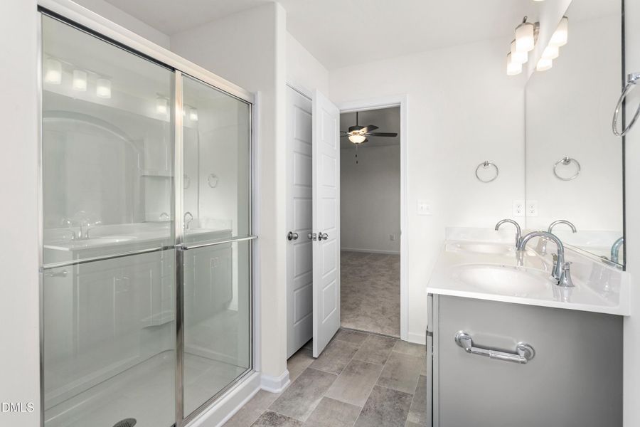 1036 Thicket Drive-23