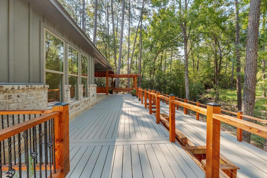 Spacious, unfurnished interior of a new home in , Livingston (Image 12).