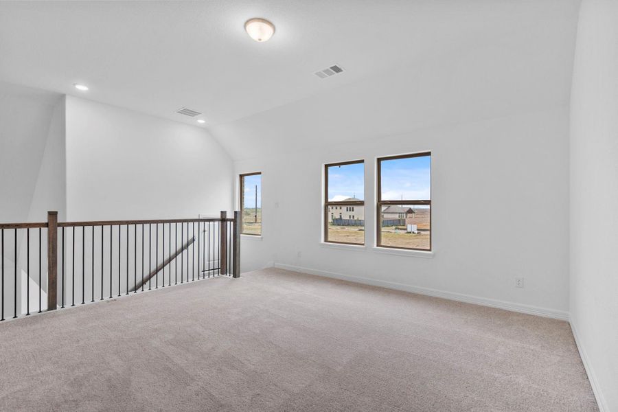 Spacious, unfurnished interior of a new home in Austin Point, Richmond (Image 29).