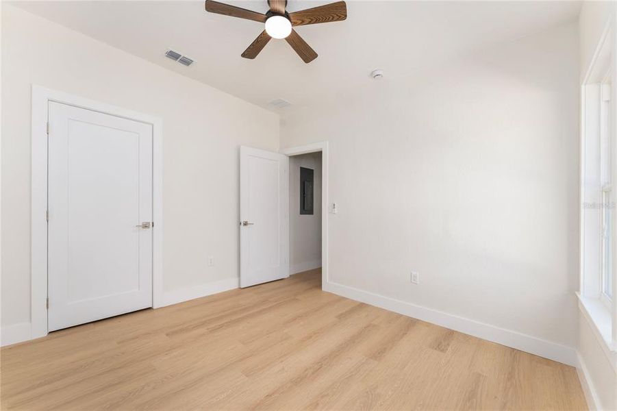 Spacious, unfurnished interior of a new home in , Gainesville (Image 27). Spacious, unfurnished interior of a new home in , Gainesville (Image 27).