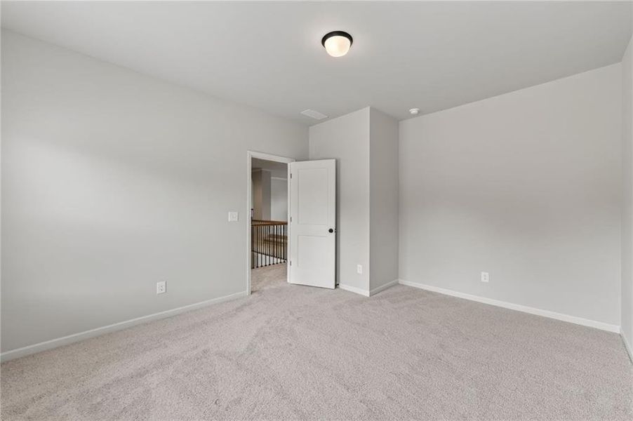 Spacious, unfurnished interior of a new home in , Loganville (Image 32).