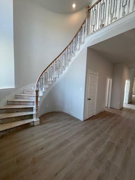 Spacious, unfurnished interior of a new home in Harvest Point at Clopton Farms, Montgomery (Image 15).