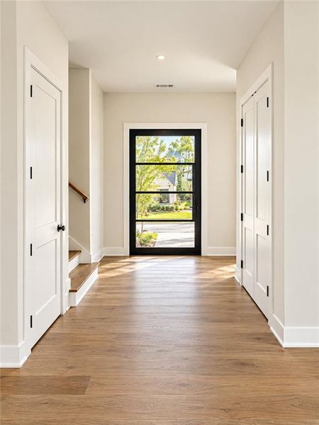 Spacious, unfurnished interior of a new home in , Marietta (Image 13).
