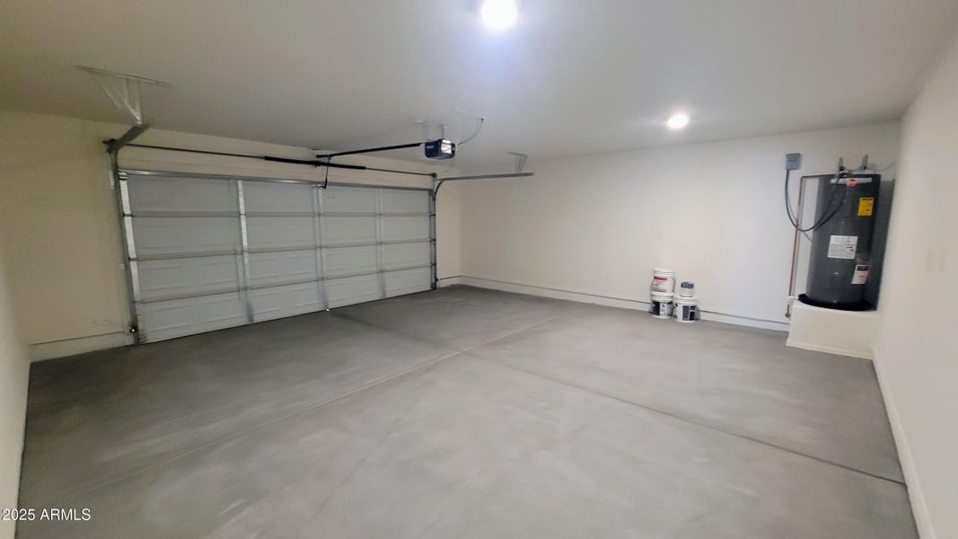 2 Car Garage 2 Car Garage