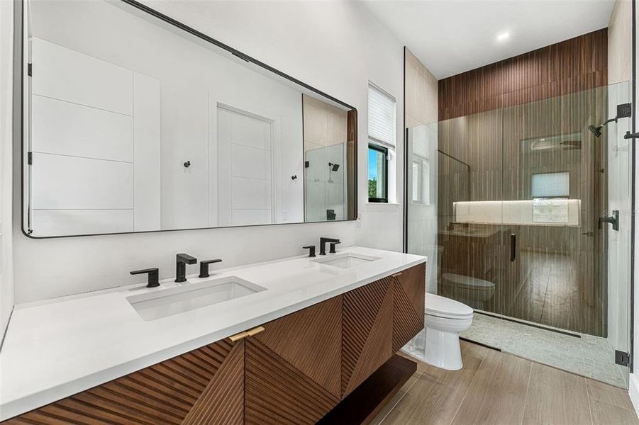 Furnished interior view inside a new home in , Cocoa (Image 5).