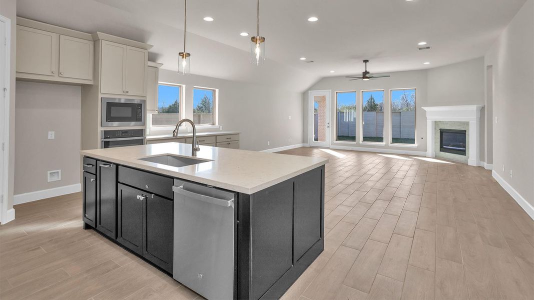 Furnished interior view inside a new home in Legacy, League City (Image 8).