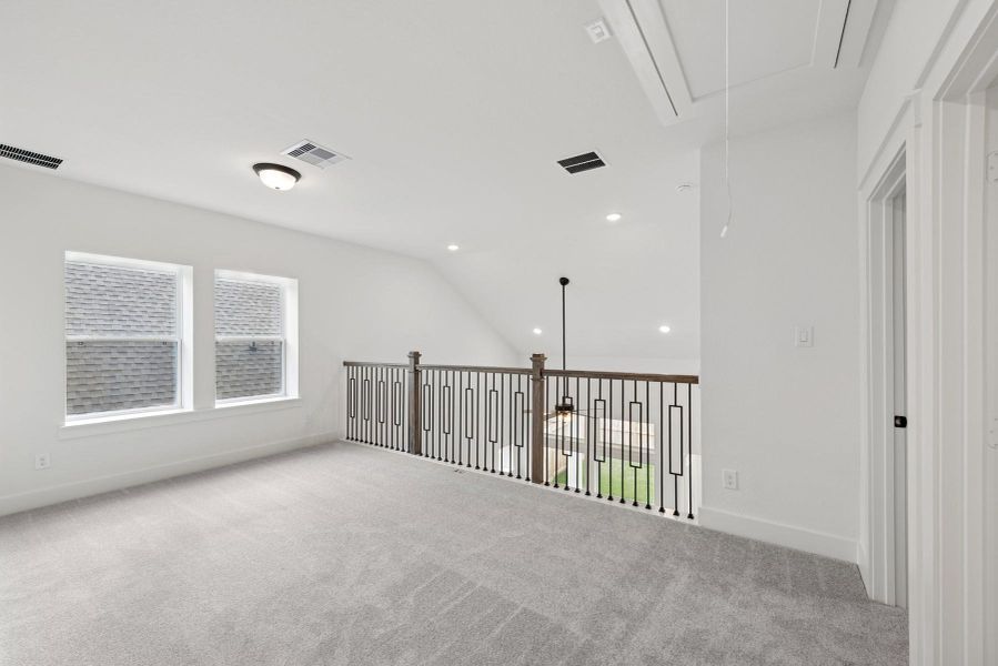 Spacious, unfurnished interior of a new home in The Highlands 40', Porter (Image 30). Spacious, unfurnished interior of a new home in The Highlands 40', Porter (Image 30).