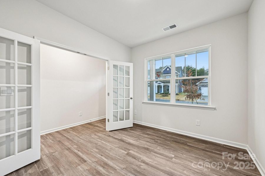 Spacious, unfurnished interior of a new home in Laurelbrook, Sherrills Ford (Image 21).