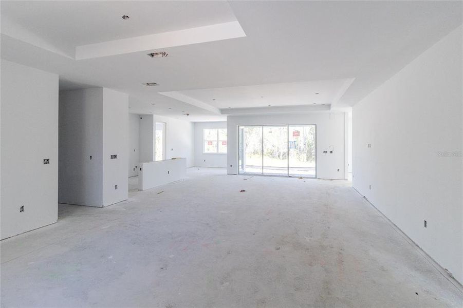 Spacious, unfurnished interior of a new home in , Port Charlotte (Image 20).