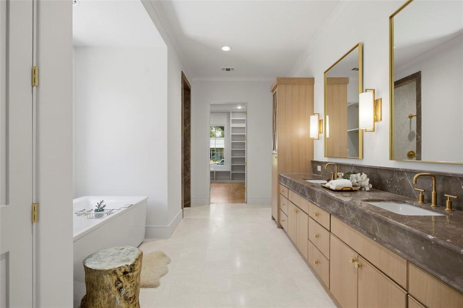 Furnished interior view inside a new home in , Dallas (Image 33).