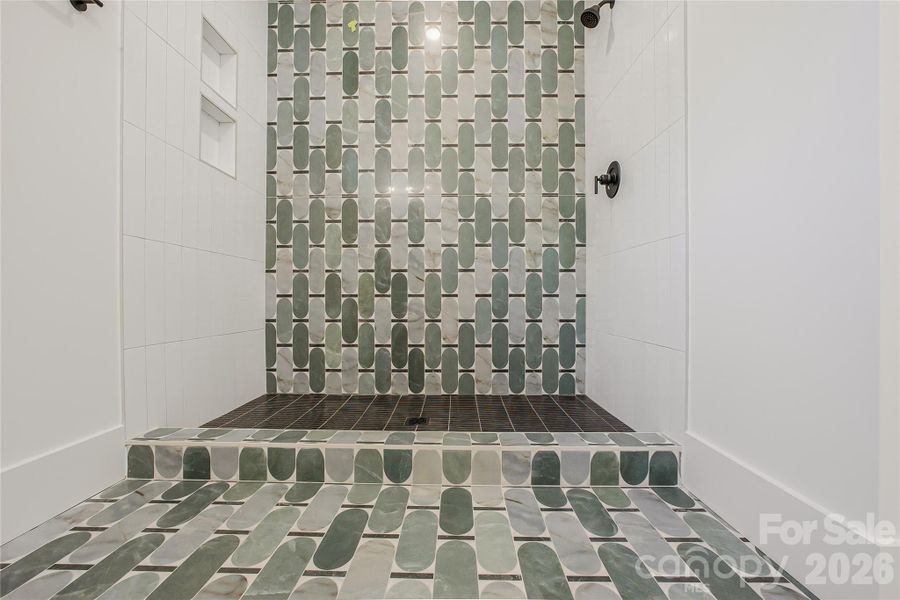 Representative photo of a completed home with the same floorplan. Photos do not reflect the exact finishes.