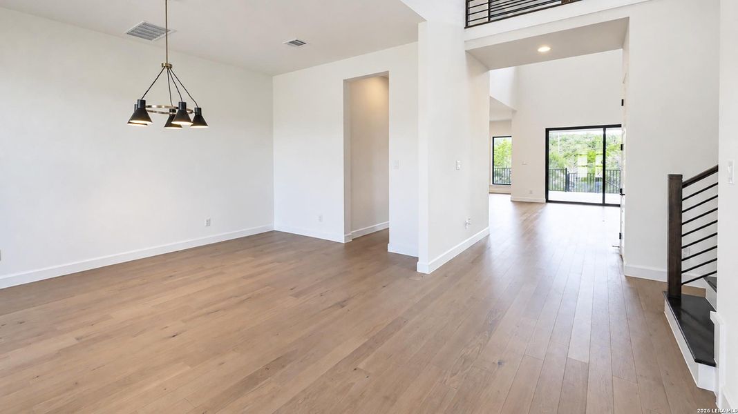 Spacious, unfurnished interior of a new home in , New Braunfels (Image 25).