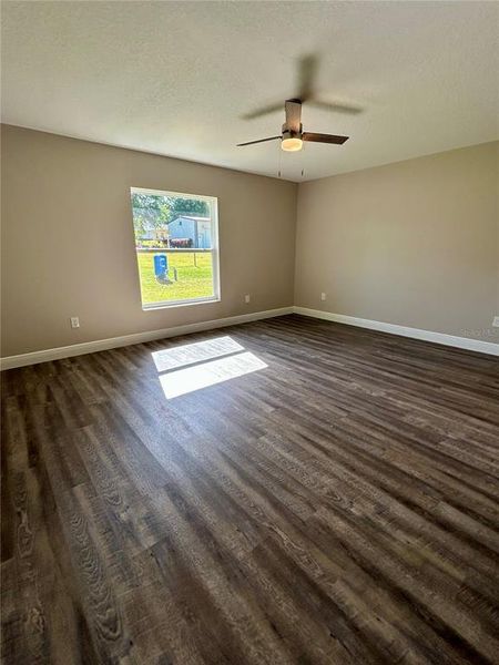 Spacious, unfurnished interior of a new home in , Summerfield (Image 8).