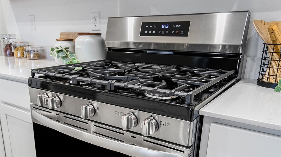 Silver Meadows Topaz Kitchen 3of8 F1 8 7 25 Silver Meadows Topaz Kitchen 3of8 F1 8 7 25