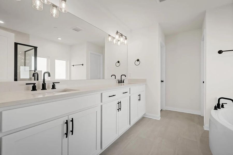 The Leighland D Primary Suite Bathroom