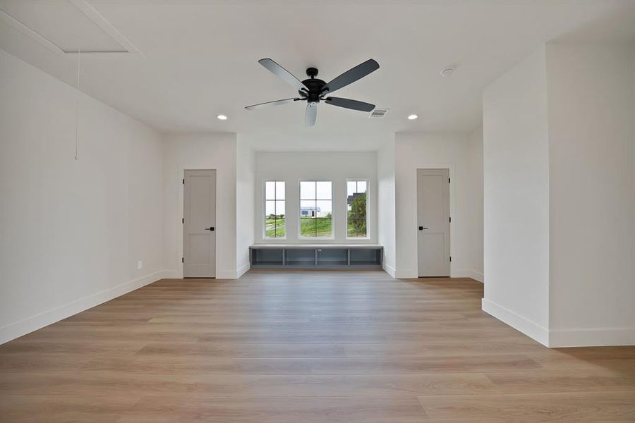 Spacious, unfurnished interior of a new home in , Weatherford (Image 28). Spacious, unfurnished interior of a new home in , Weatherford (Image 28).