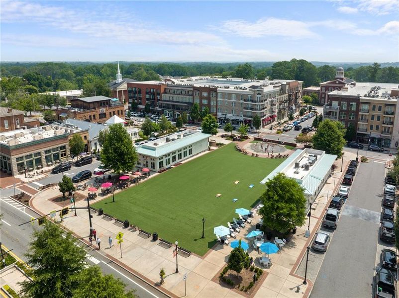 Image 46 of a home in The Gathering – Alpharetta.