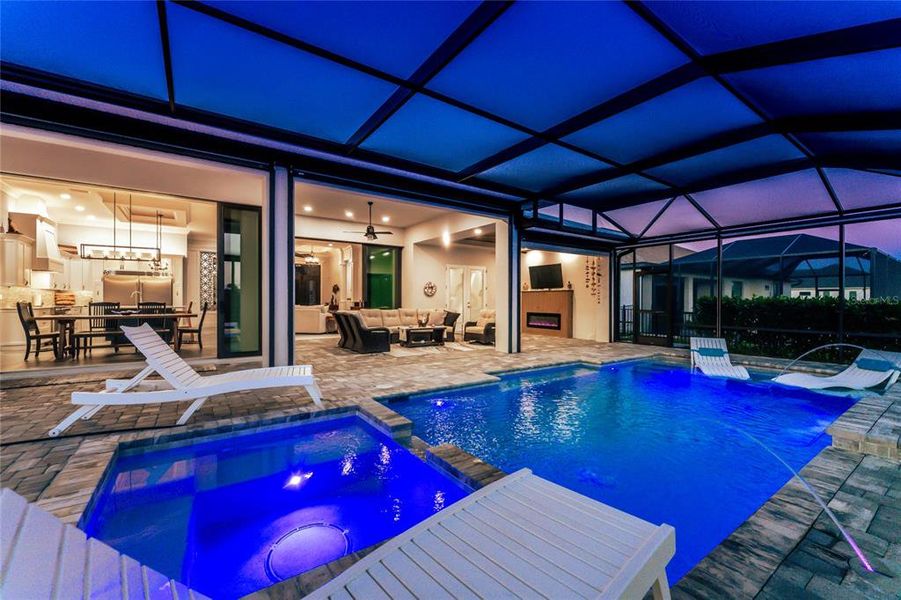 Exterior details and patio area of a home in , Port Charlotte (Image 27).