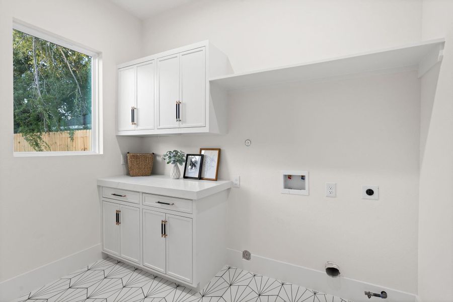 Furnished interior view inside a new home in , Houston (Image 10). Furnished interior view inside a new home in , Houston (Image 10).