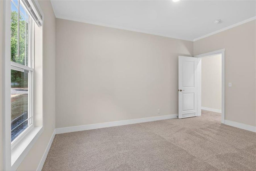 Spacious, unfurnished interior of a new home in , Waleska (Image 33).