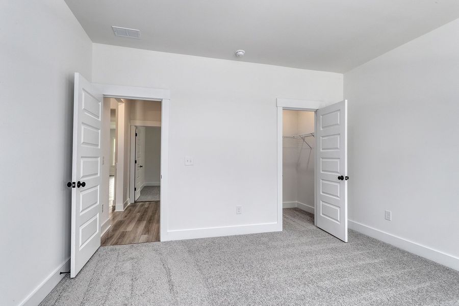 Spacious, unfurnished interior of a new home in Arcadia, Myrtle Beach (Image 33). Spacious, unfurnished interior of a new home in Arcadia, Myrtle Beach (Image 33).
