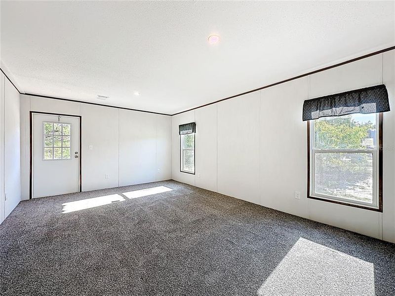 Spacious, unfurnished interior of a new home in , Pomona Park (Image 33).