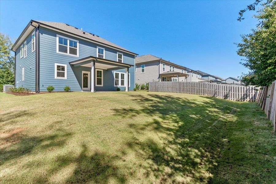 Exterior details and patio area of a home in Crawford Creek, Grovetown (Image 21).