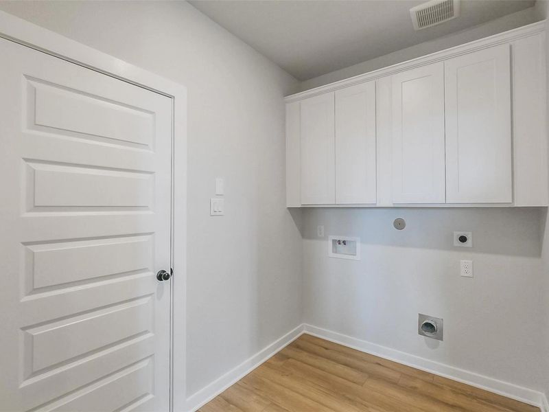 Spacious, unfurnished interior of a new home in Emberly, Beasley (Image 30).