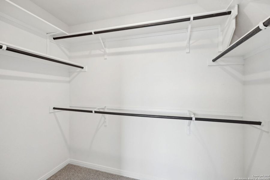 Spacious, unfurnished interior of a new home in Carmel Ranch, Schertz (Image 47).