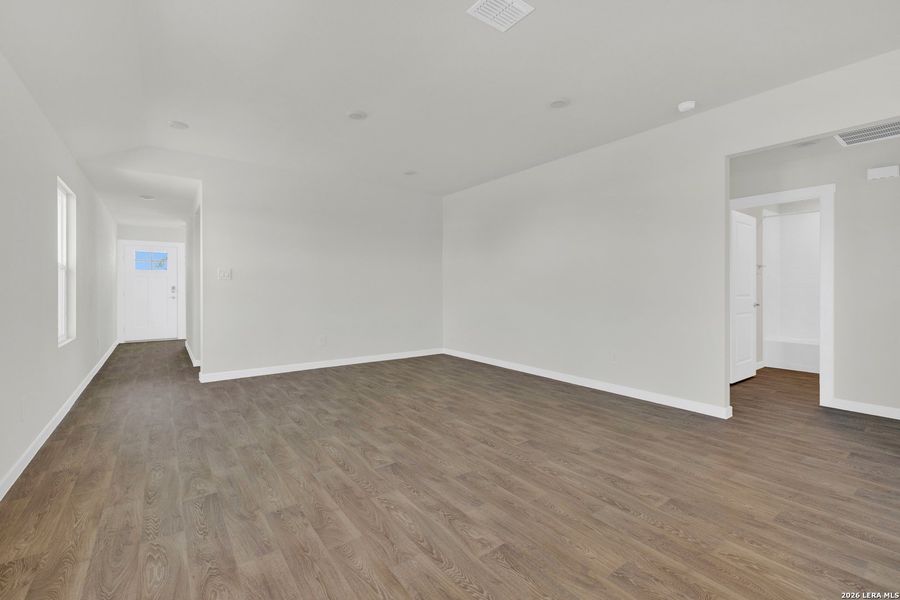 Spacious, unfurnished interior of a new home in Mayfair, New Braunfels (Image 16). Spacious, unfurnished interior of a new home in Mayfair, New Braunfels (Image 16).