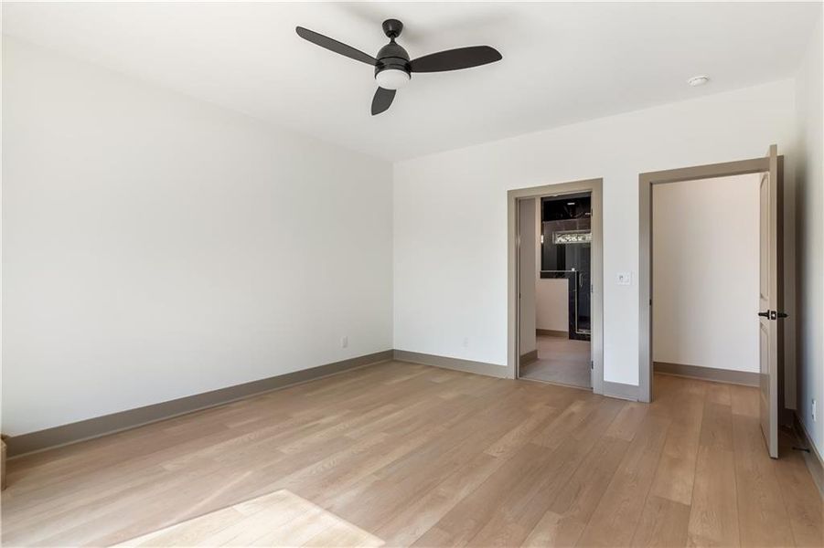 Spacious, unfurnished interior of a new home in , Ellijay (Image 23).