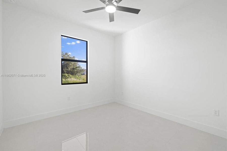 ACTUAL SECOND BEDROOM