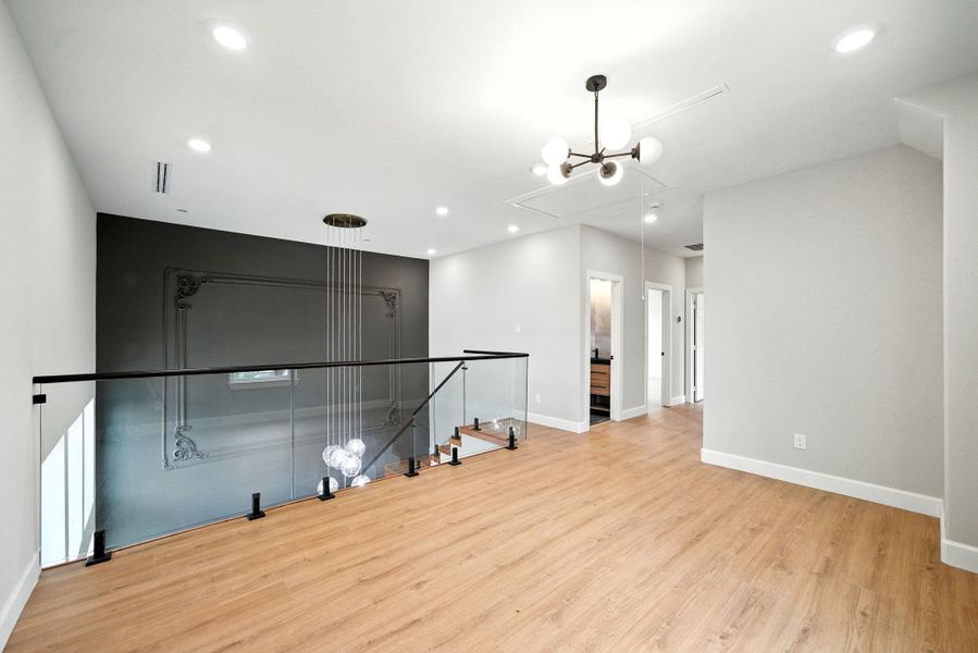 Additional room for multiple purposes. Additional room for multiple purposes.