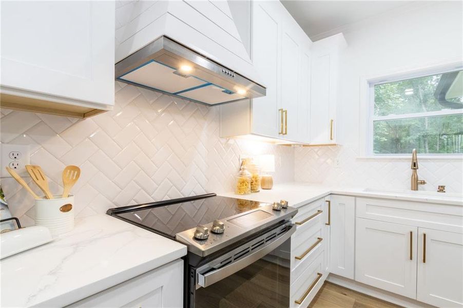 Image 45 of a home in .