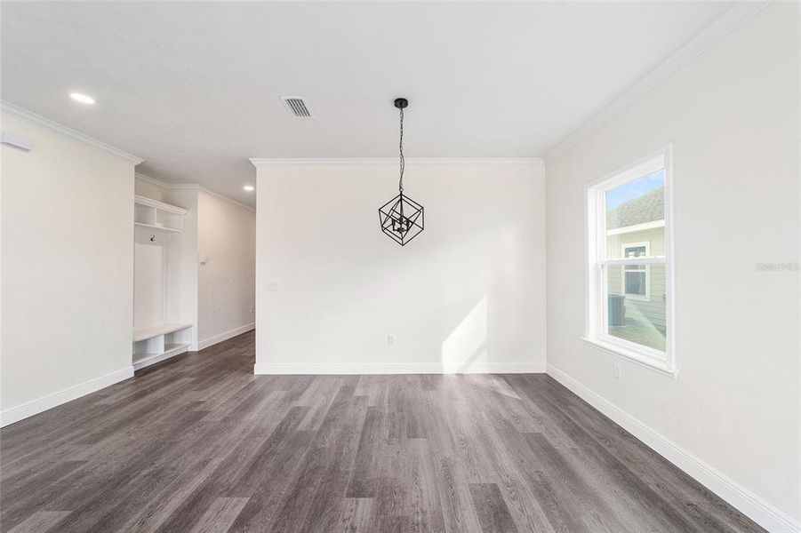 Spacious, unfurnished interior of a new home in Grand Oaks, Gainesville (Image 34). Spacious, unfurnished interior of a new home in Grand Oaks, Gainesville (Image 34).