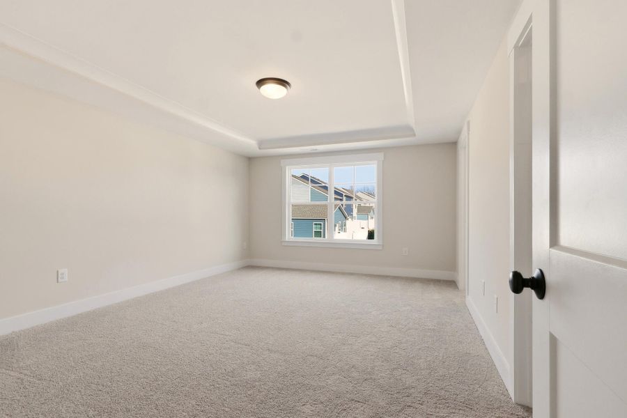 Spacious, unfurnished interior of a new home in Harbor Crossing, Greensboro (Image 26).