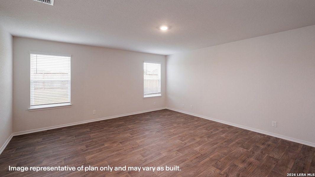 Spacious, unfurnished interior of a new home in Solana Ridge, San Antonio (Image 14).