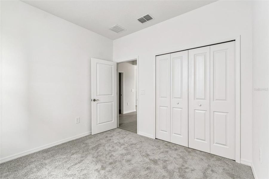 Spacious, unfurnished interior of a new home in Southpointe, Palmetto (Image 12).