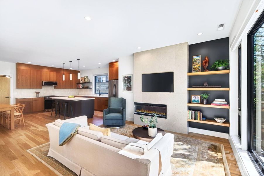 Flowing Open Floor Plan