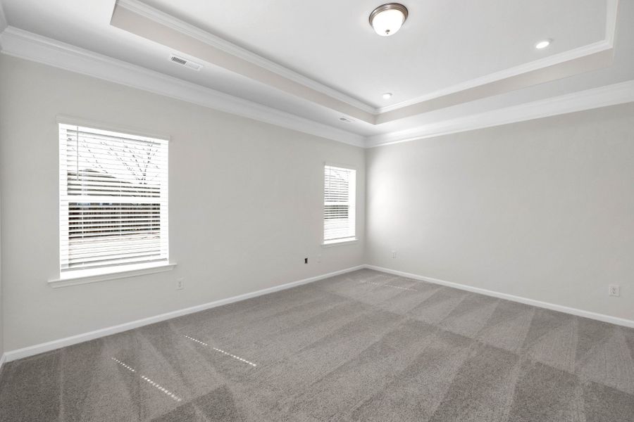 *This is a marketing photo. Colors/options may be different.*