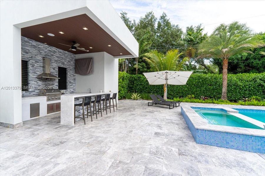Exterior details and patio area of a home in , Pinecrest (Image 28).